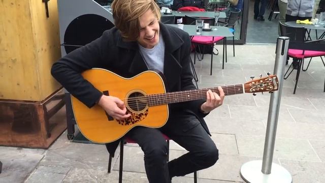 Joel Adams - Lonely | ABBA Museum, Stockholm смотреть онлайн