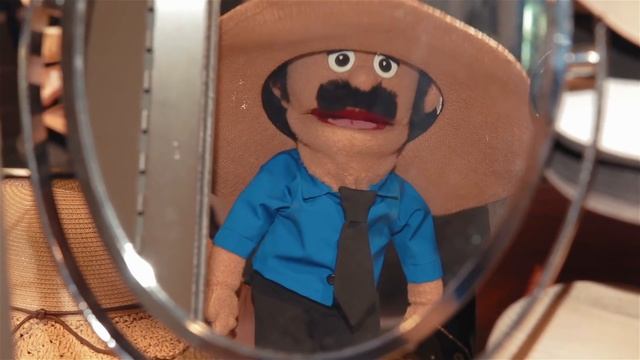 Diego Goes Shopping | Awkward Puppets смотреть онлайн