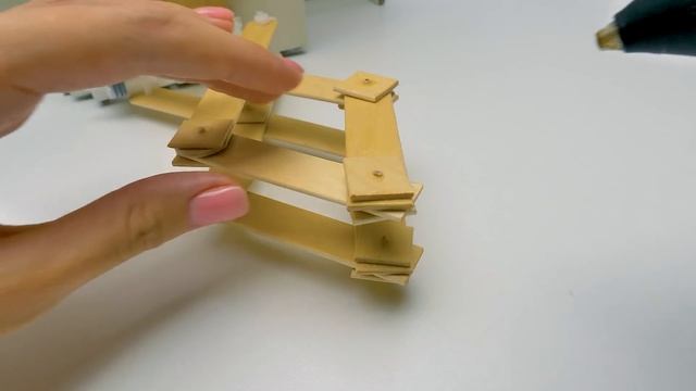 Как Сделать Картонный Автомат с Игрушками смотреть онлайн