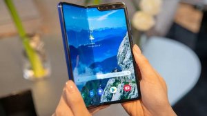 Samsung Galaxy Fold - телефон с гибким экраном возглавил рейтинг провалов года