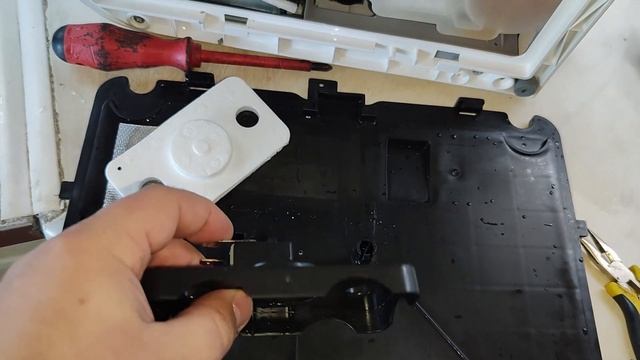 Midea MCFD42900G MINI-I ошибка Е4 (Error E4) смотреть онлайн