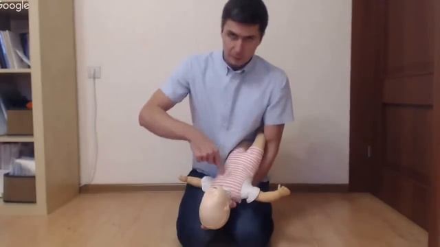 Младенец подавился. Первая Помощь. смотреть онлайн