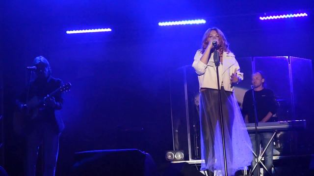 Алёна Апина .День шахтёра 2017 в г.Шарыпово смотреть онлайн