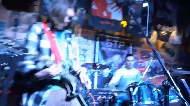 Dharma (Севастополь БТР Бар Тяжелого Рока) смотреть онлайн