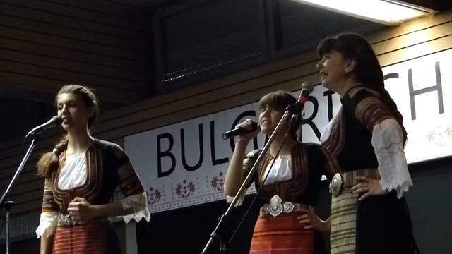 Трио Андрееви в Германия смотреть онлайн