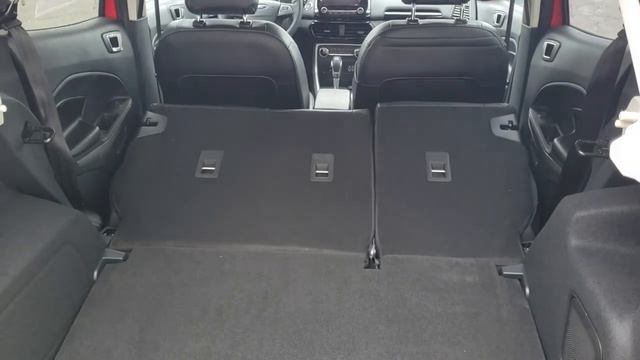 How to Fold Down the Back Seats on the 2020 Ford EcoSport Titanium! смотреть онлайн