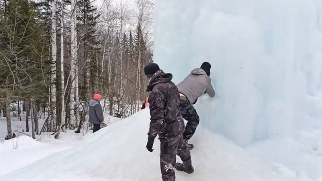 ледяной фонтан и гора Юрма смотреть онлайн