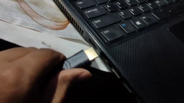 HDMI to VGA converter : setup with laptop and old VGA monitor смотреть онлайн