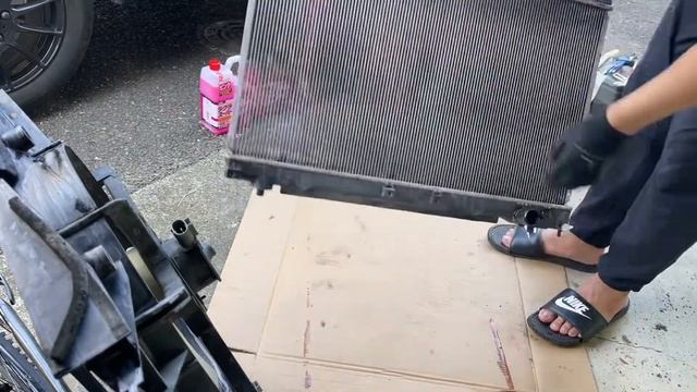 Change Radiator Toyota Voxy