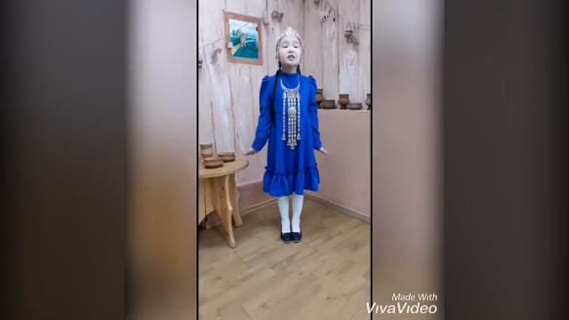 "Этигэн тыл эгэлгэтэ" күрэс. «Мин төрөөбүт тылым — саха тыла» – Иванова Карина смотреть онлайн