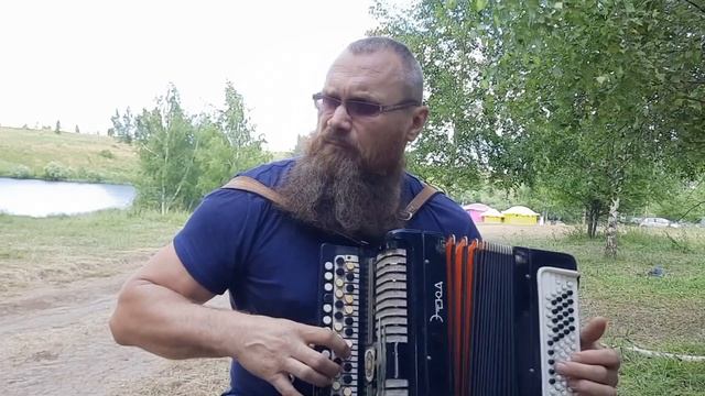 А ЖИЗНЬ МОЯ ТЕЧЁТ И КАТИТСЯ - Г.Сукачёв/Самый простой РАЗБОР на БАЯНЕ - ТРИ АККОРДА, повторит любой смотреть онлайн