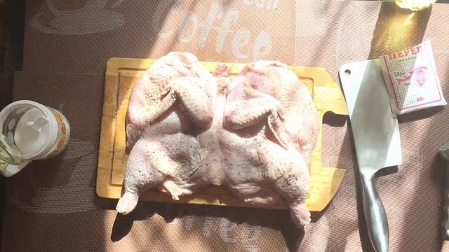 Самый вкусный видео рецепт цыпленок табака.Рецепты от Кэша на канале всем борща. смотреть онлайн