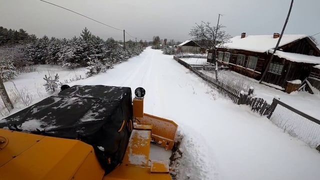 ТРАКТОР КИРОВЕЦ. К 700 А. ТРАКТОР ЧИСТИТ СНЕГ смотреть онлайн