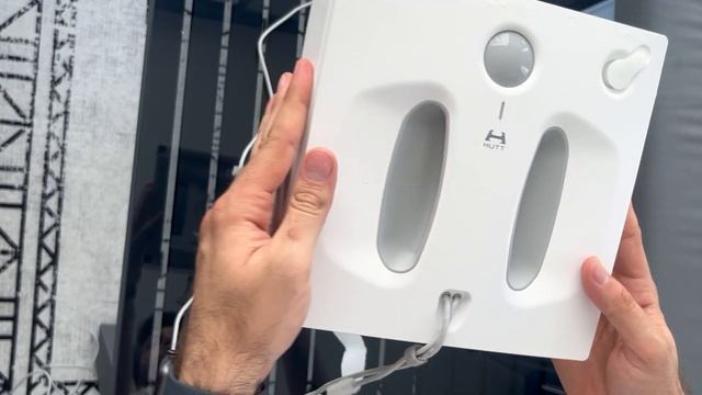 Xiaomi Mijia Hutt W66 - Robotic Window Cleaner смотреть онлайн