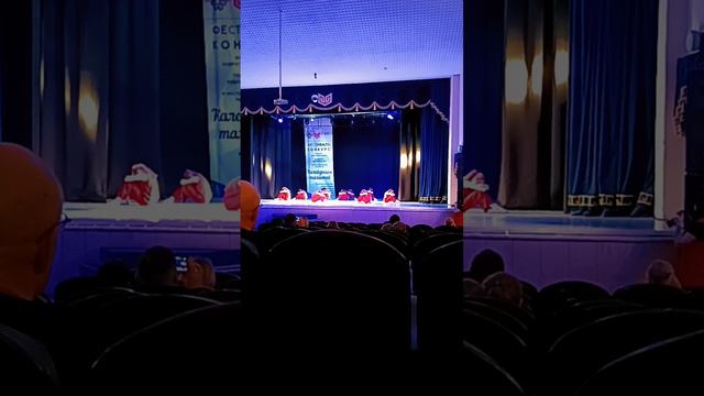 "Мне надо сбежать " смотреть онлайн