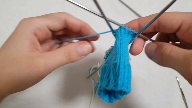 Мастер класс. Штанишки для мишки спицами. Часть 4 смотреть онлайн