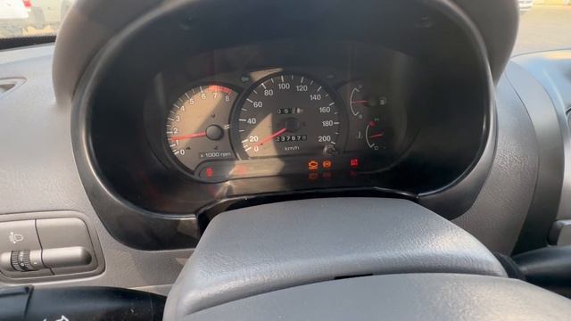 Жара +35 Хендай акцент встал колом не едит совсем троит,обороты не набирает и каждый год Ждём холода смотреть онлайн