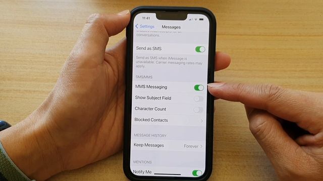 iPhone 13/13 Pro: How to Enable/Disable MMS Messaging in Messages App смотреть онлайн