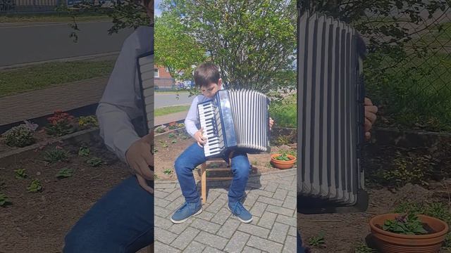 "ОН ЖИВ!" / ,,ER LEBT" accordion🪗🎼 смотреть онлайн
