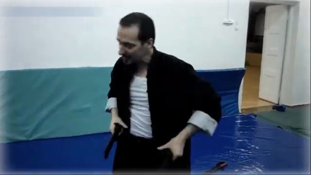 Техника вращения мечами Вин Чун | Юрий Кормушин смотреть онлайн