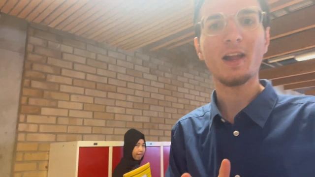 ШКОЛА В ШВЕЦИИ смотреть онлайн