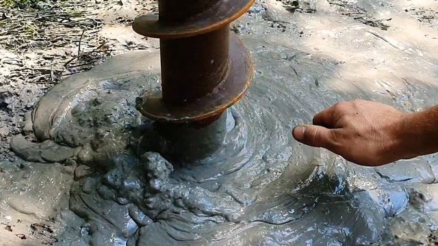 Скважина с водой и газом.. смотреть онлайн