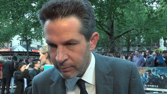 X-Men: Days of Future Past - Premiere interviews - Michael Fassbender & Simon Kinberg смотреть онлайн