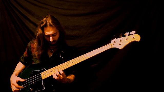 Rock Bass Guitar Solo