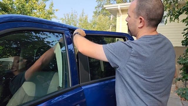 DIY: 2023 Ford Maverick - Door Vinyl Trim Removal - Easy and Free! смотреть онлайн