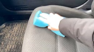 ХИМЧИСТКА СИДЕНЬЯ АВТОМОБИЛЯ ДЕШЕВЫМ СРЕДСТВОМ. ПЕННЫЙ ОЧИСТИТЕЛЬ С МАГАЗИНА СВЕТОФОР