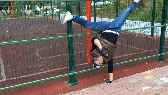 УРОКИ CAPOEIRA для продвинутых / Au Malandro (ау маландру) смотреть онлайн