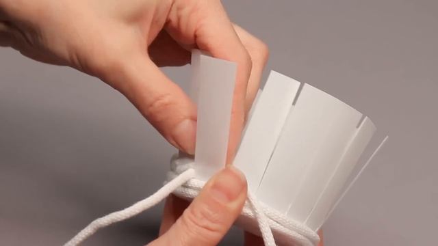 A simple idea how to recycle and transform a plastic glass into a wonderful basket! смотреть онлайн