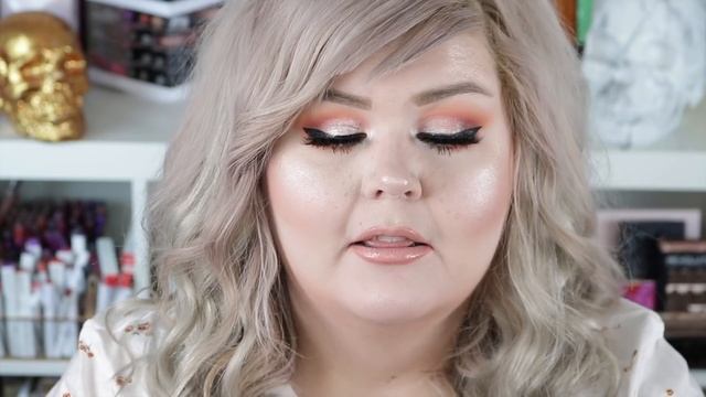 Shop Miss A $1 Makeup Haul | New Faux Mink Lashes + More смотреть онлайн