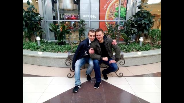 ВЫПУСКНИКИ 2018 ПОЗДРАВЛЕНИЕ видео-ролик Народный ансамбль танца "На ростанях" смотреть онлайн