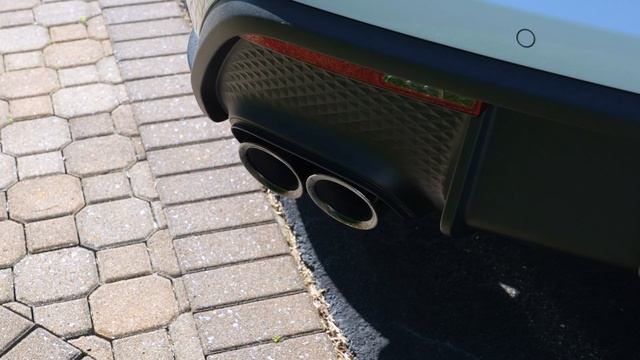 2023 Porsche Macan Walkaround and Spec List! смотреть онлайн