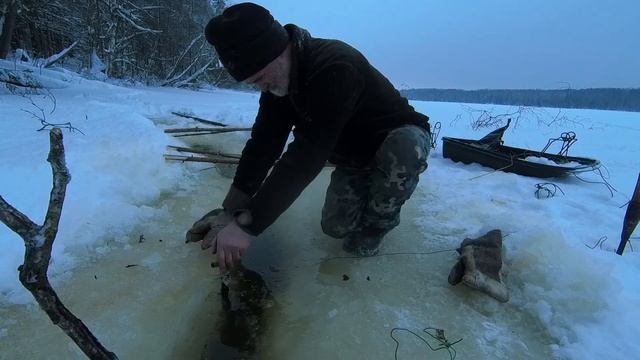 Охота с капканами. Охота на бобров с капканами зимой на водохранилище без привады. смотреть онлайн