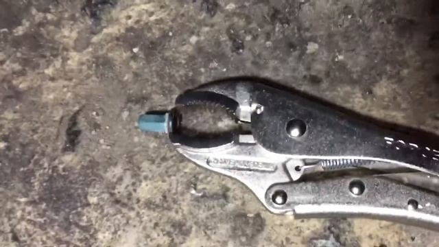 Как открыть багажник на Audi A8 D2 смотреть онлайн