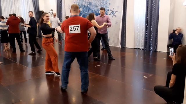 Swing & Snow 2022, Я в Novice пока что... смотреть онлайн