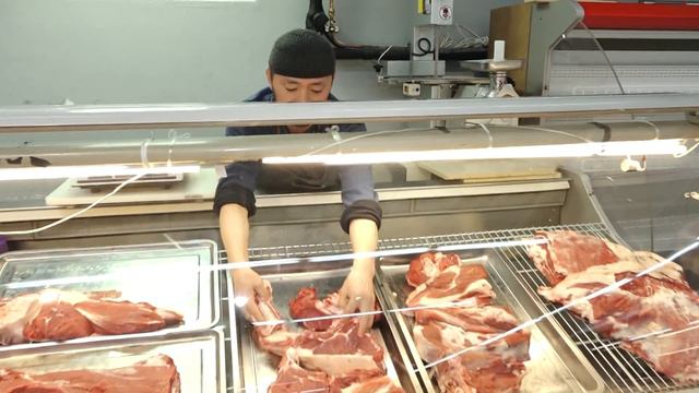 Базар баасы: Эттин баасы 40-50 сомго өсүптүр смотреть онлайн