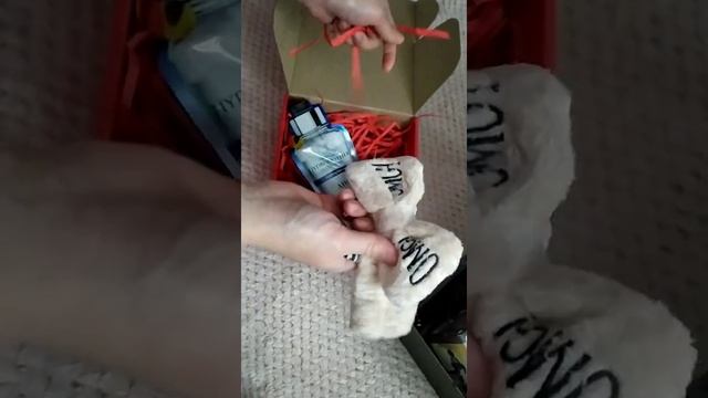 Новогодний бокс от Владиславы Роговенко смотреть онлайн