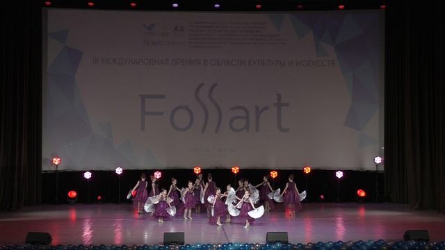 Отблески заката. Ансамбль современного и эстрадного танца "Запад" смотреть онлайн