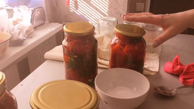 Помидоры с морковной ботвой!!! смотреть онлайн