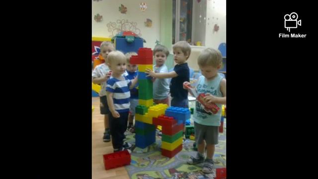 Поздравление выпускников ясельной группы ГБОУ Школы №293 от коллектива дошкольного отделения. смотреть онлайн