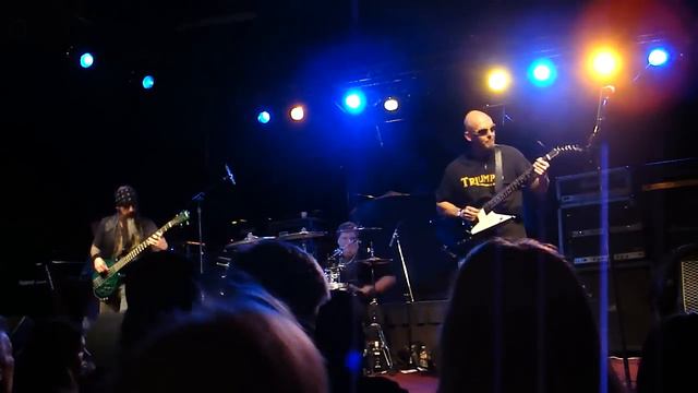 Taz Taylor Band - Blue Agave смотреть онлайн