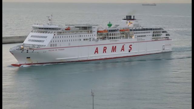 Naviera Armas ferry Volcan de Tinamar смотреть онлайн
