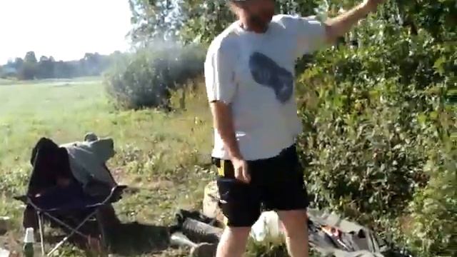 Не ради клева на рыбалку едем))). смотреть онлайн