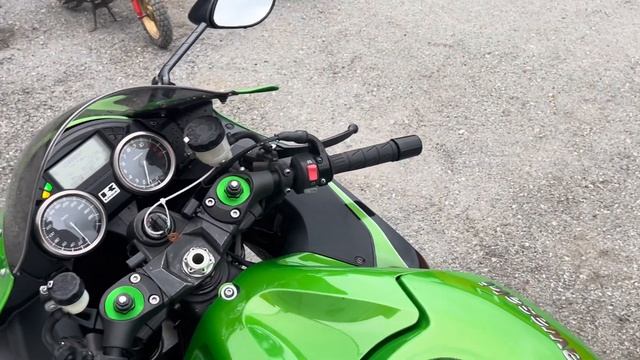 Kawasaki ZX-14R смотреть онлайн