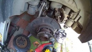 BMW X5  Замена задних тормозных дисков, регулировка ручника.