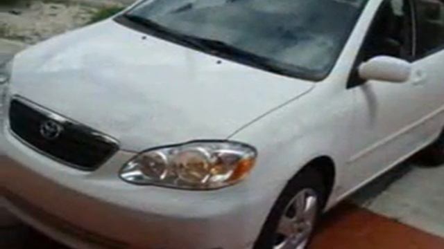 2006 Toyota Corolla LE Sedan смотреть онлайн