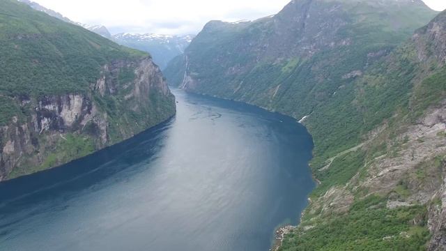 Introduction to Norway (4K) - Fjords and Glaciers смотреть онлайн